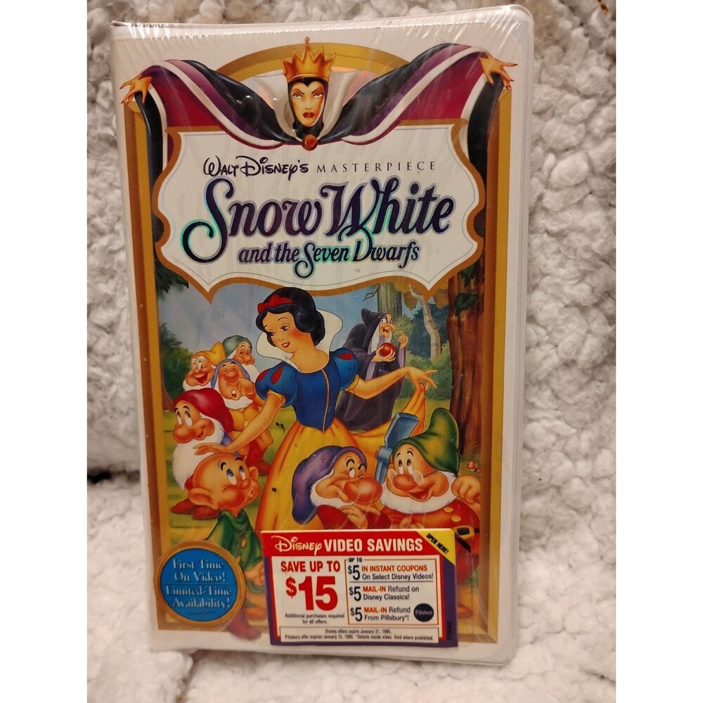 Snow White and The Seven Dwarfs~VHS~Factory Sealed Tape~Disney Masterpiece
